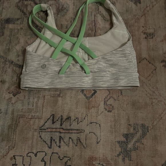 Lululemon sports bra - Picture 2 of 4